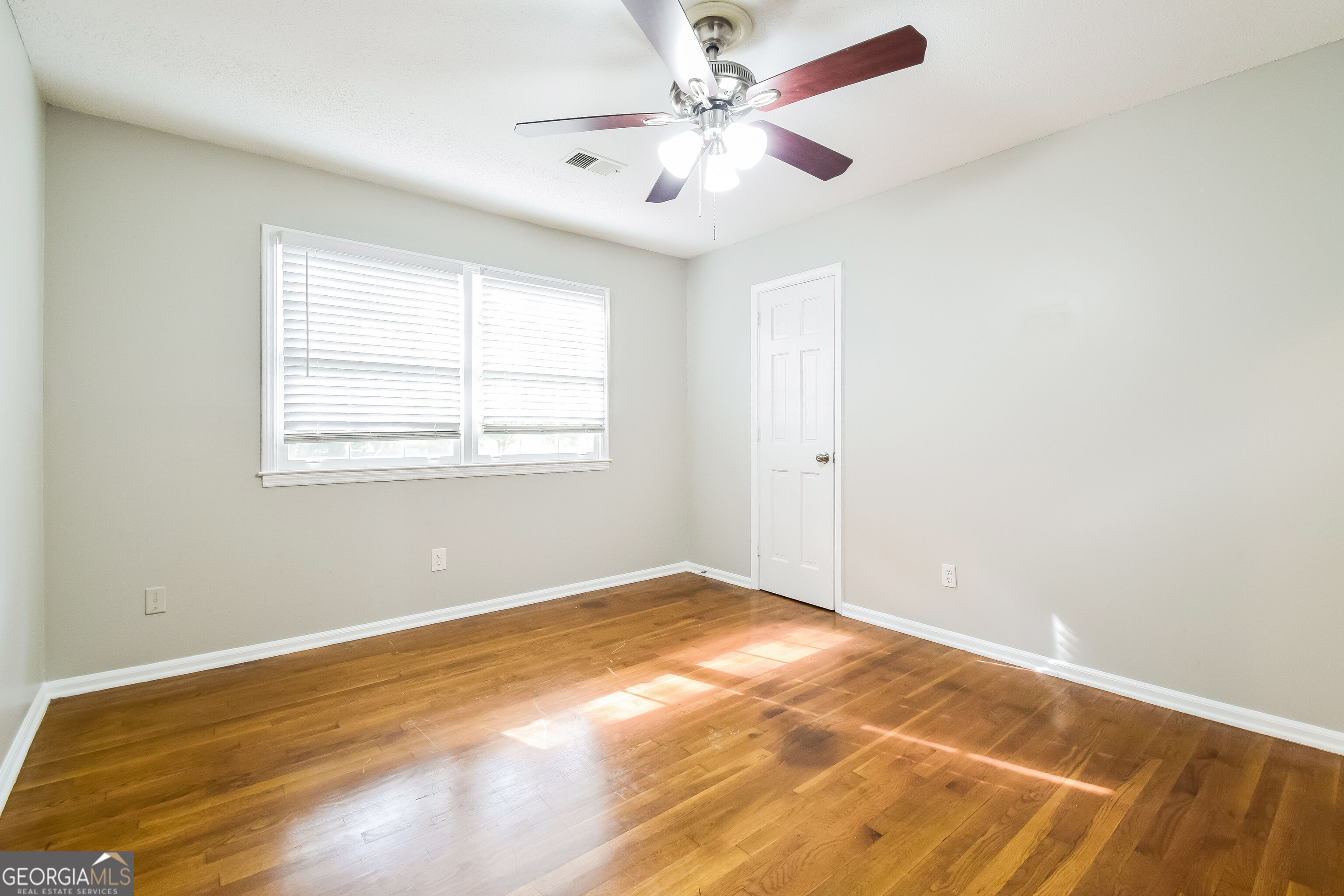 4533 Holliston Road Property Photo 10