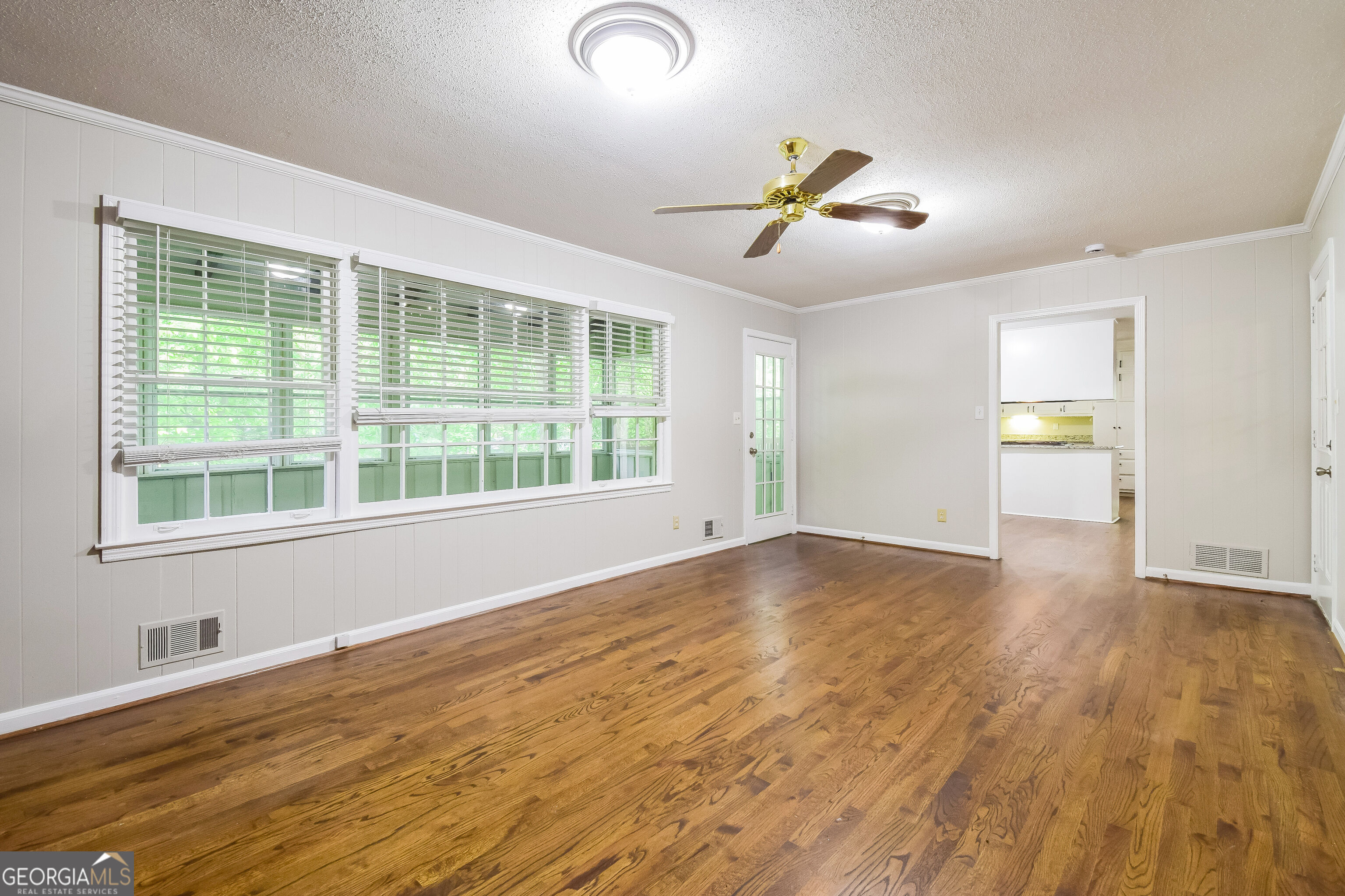 4533 Holliston Road Property Photo 13
