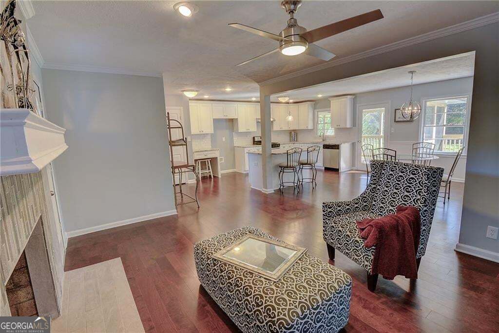 3188 Robin Lane Nw Property Photo 6