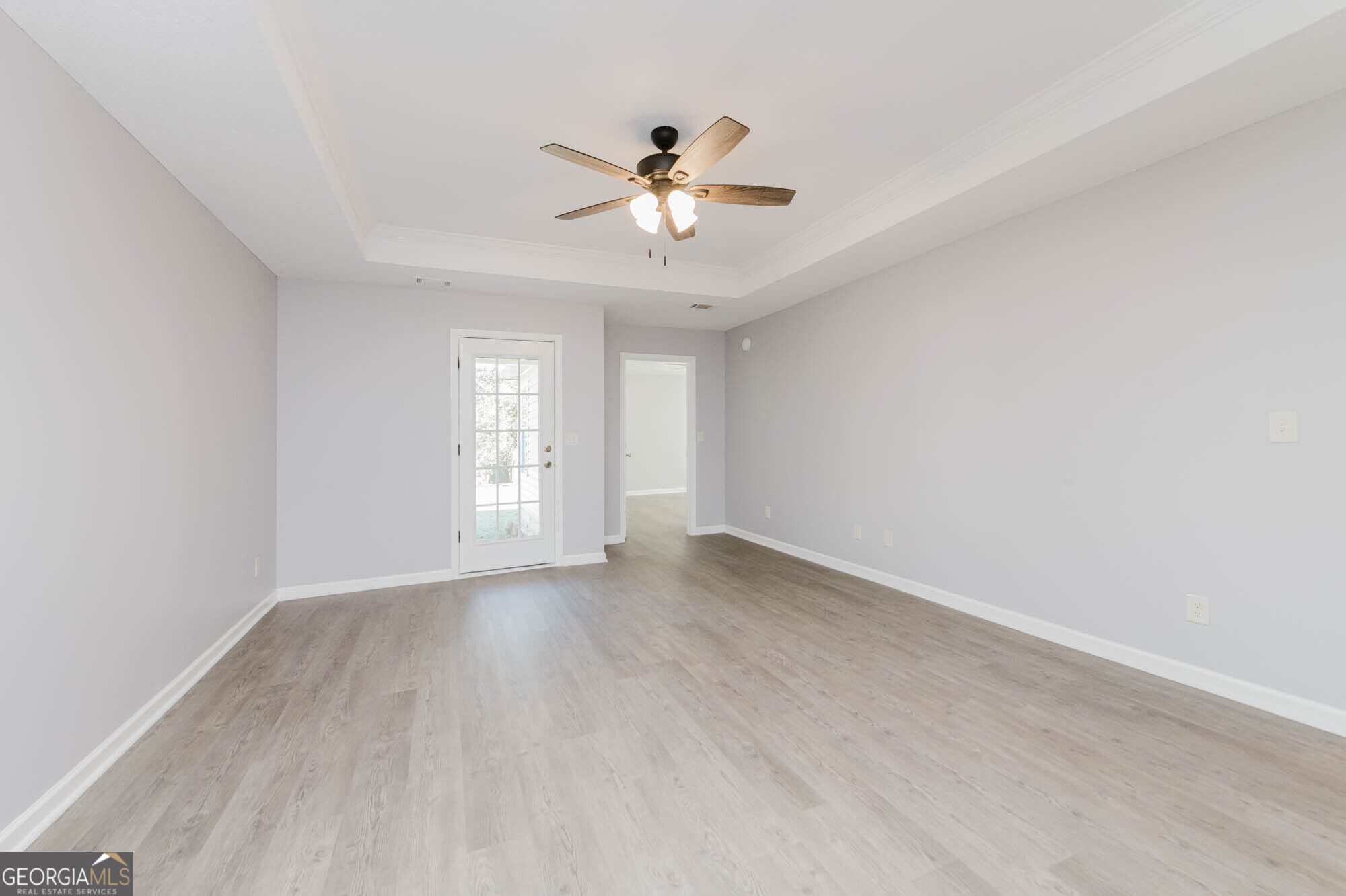 216 Laurel Woods Drive Property Photo 12