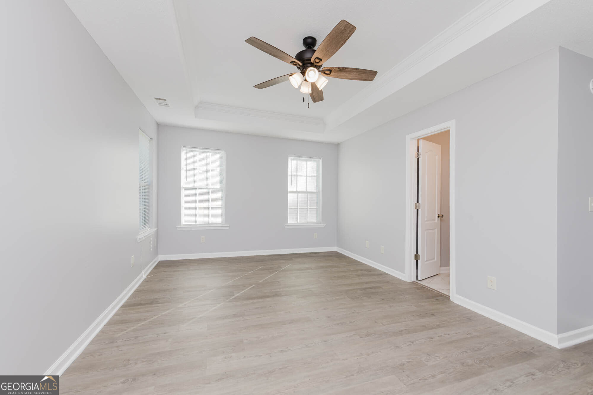216 Laurel Woods Drive Property Photo 25