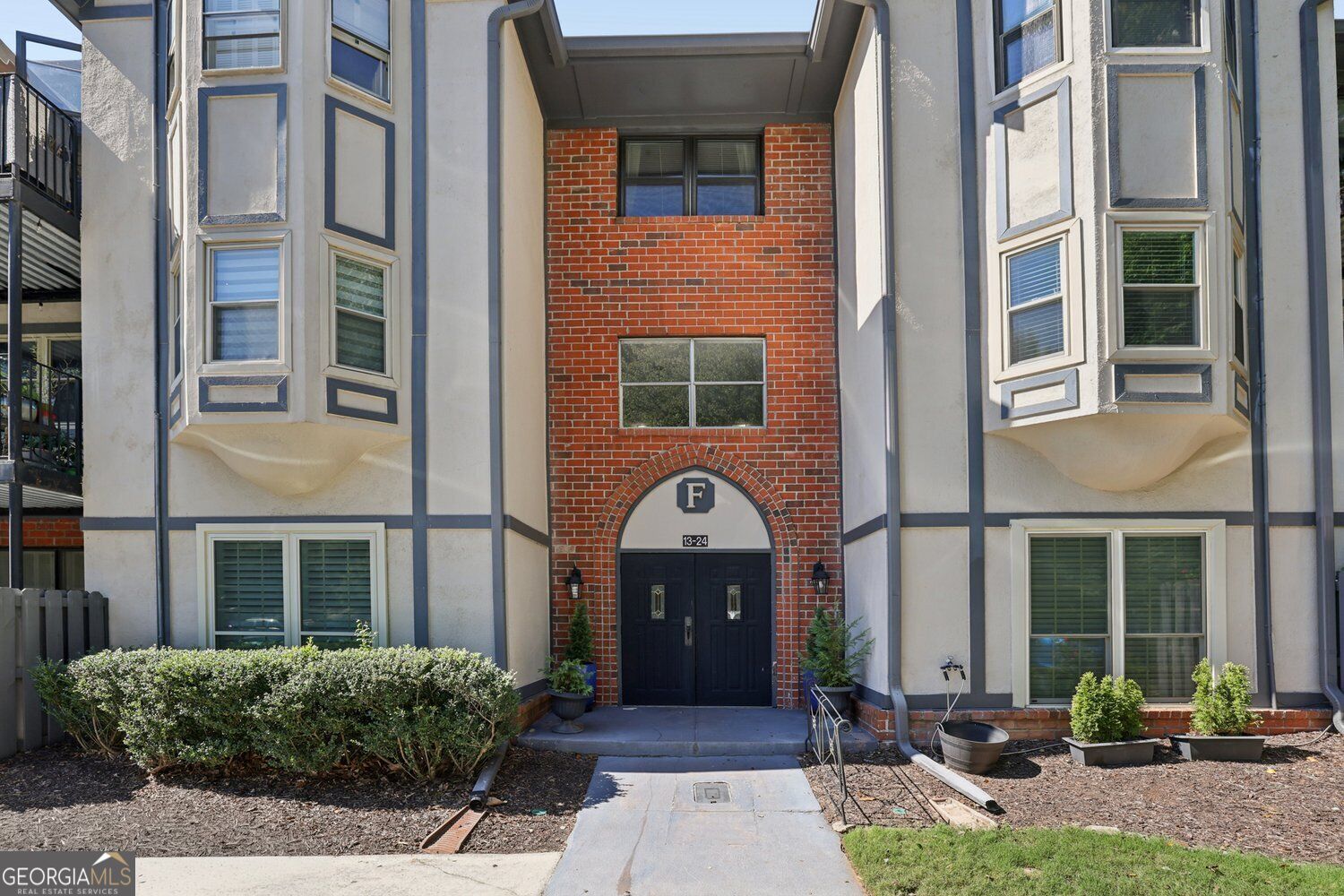 6851 Roswell Road # F19 Property Photo 12