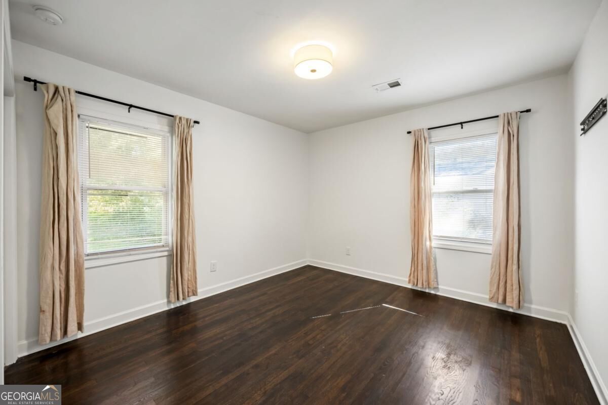 2491 Glendale Circle Se Property Photo 26
