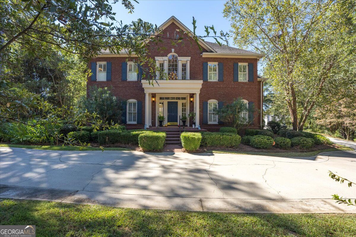 112 Gleneagles Circle Property Photo 1