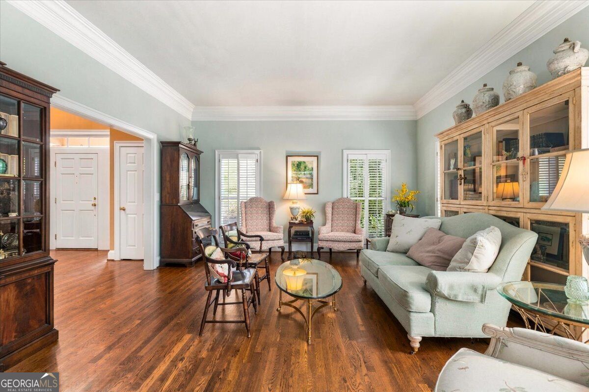 112 Gleneagles Circle Property Photo 10