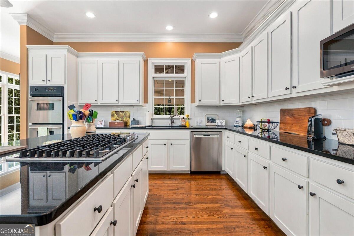112 Gleneagles Circle Property Photo 15