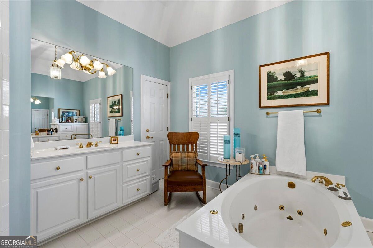 112 Gleneagles Circle Property Photo 27