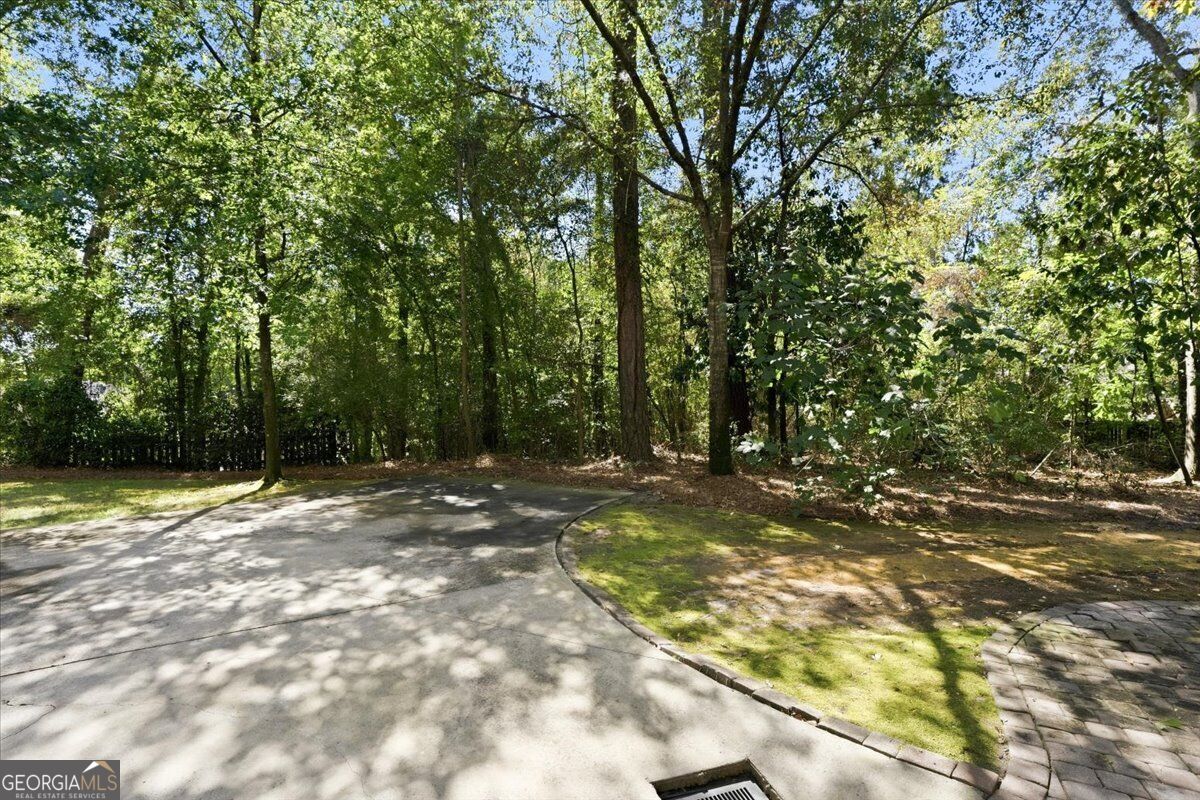 112 Gleneagles Circle Property Photo 42