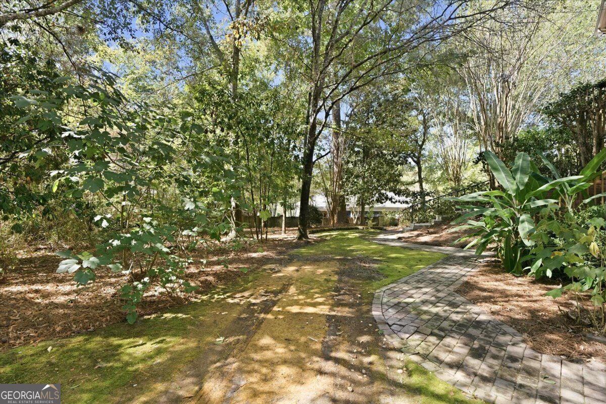 112 Gleneagles Circle Property Photo 43
