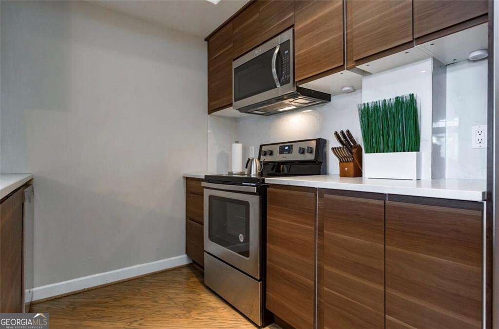 2161 Peachtree Road Ne # 605 Property Photo 9