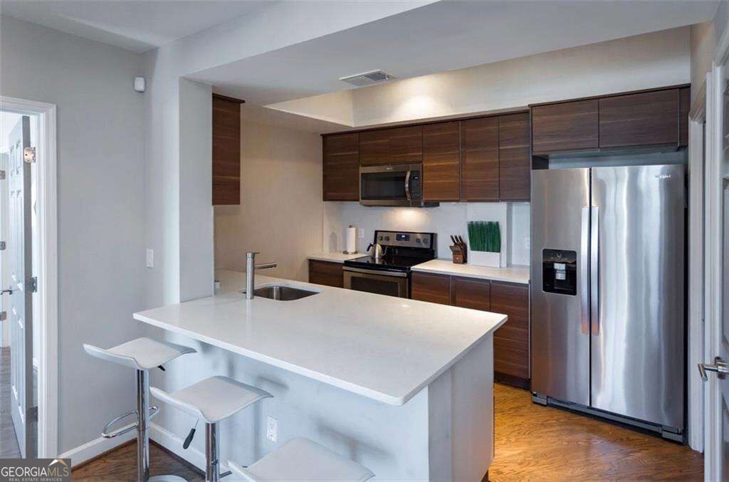 2161 Peachtree Road Ne # 605 Property Photo 10