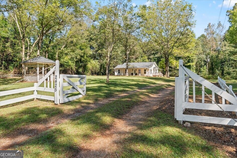 2425 Georgia 100 Property Photo 1