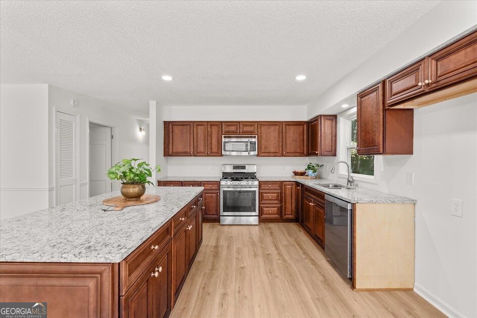 2425 Georgia 100 Property Photo 12