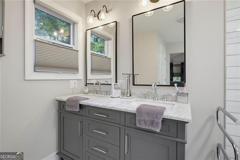 3599 Lakeview Drive Property Photo 20