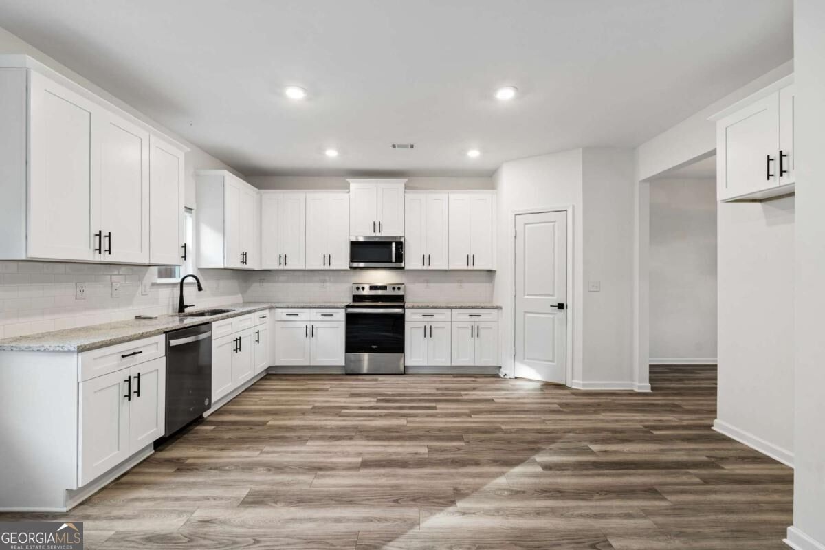 3955 Saddle Bag Court Property Photo 17