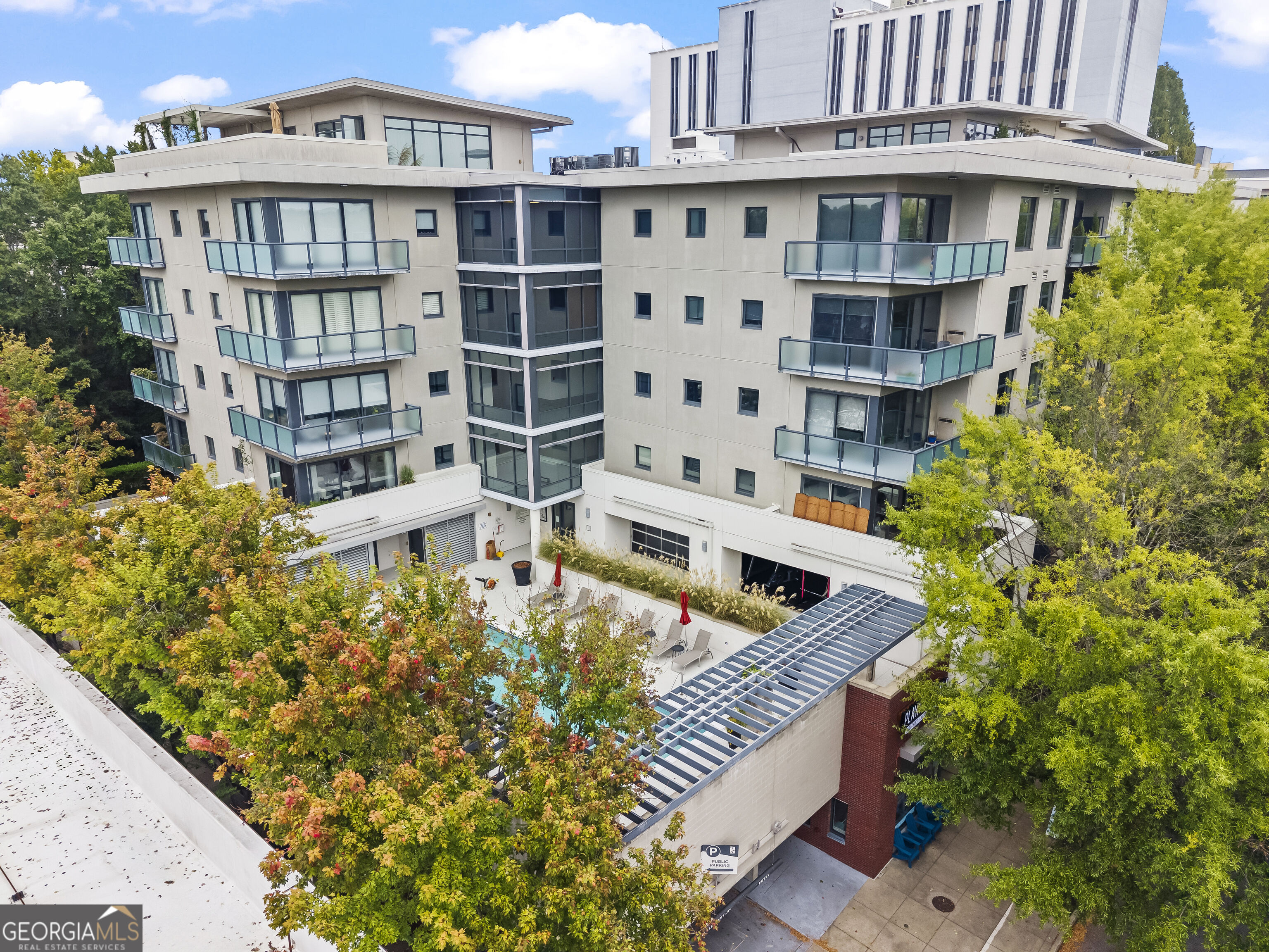 335 W Ponce De Leon Avenue # 408 Property Photo 1