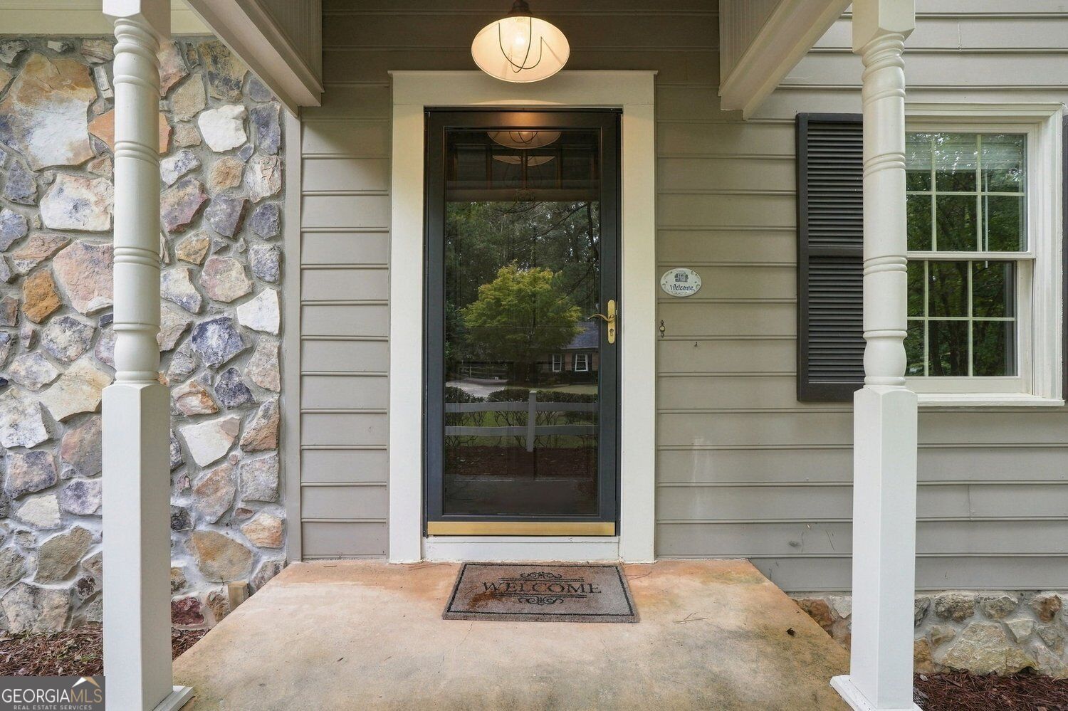1726 W Point Circle Property Photo 3