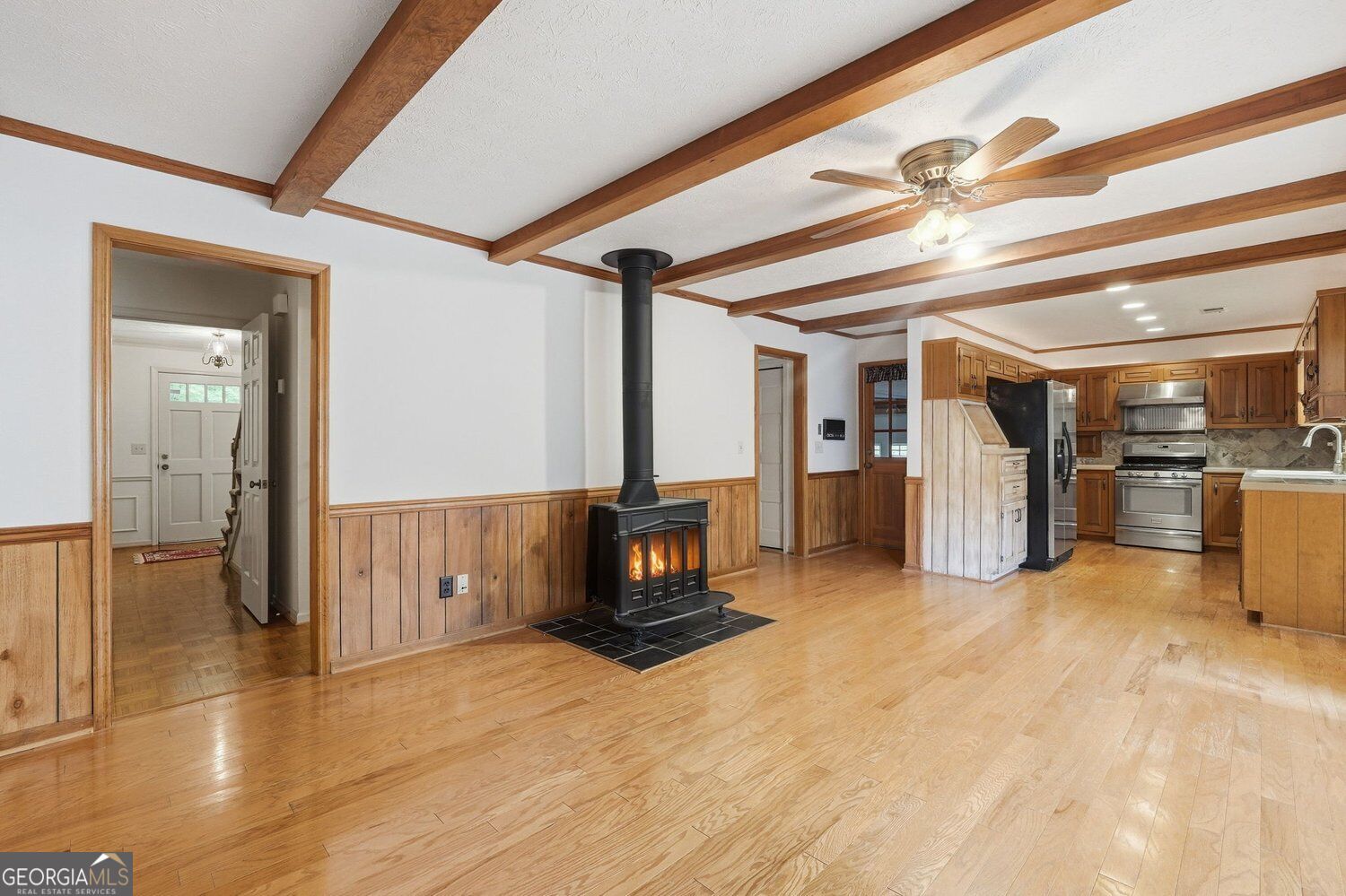 1726 W Point Circle Property Photo 11