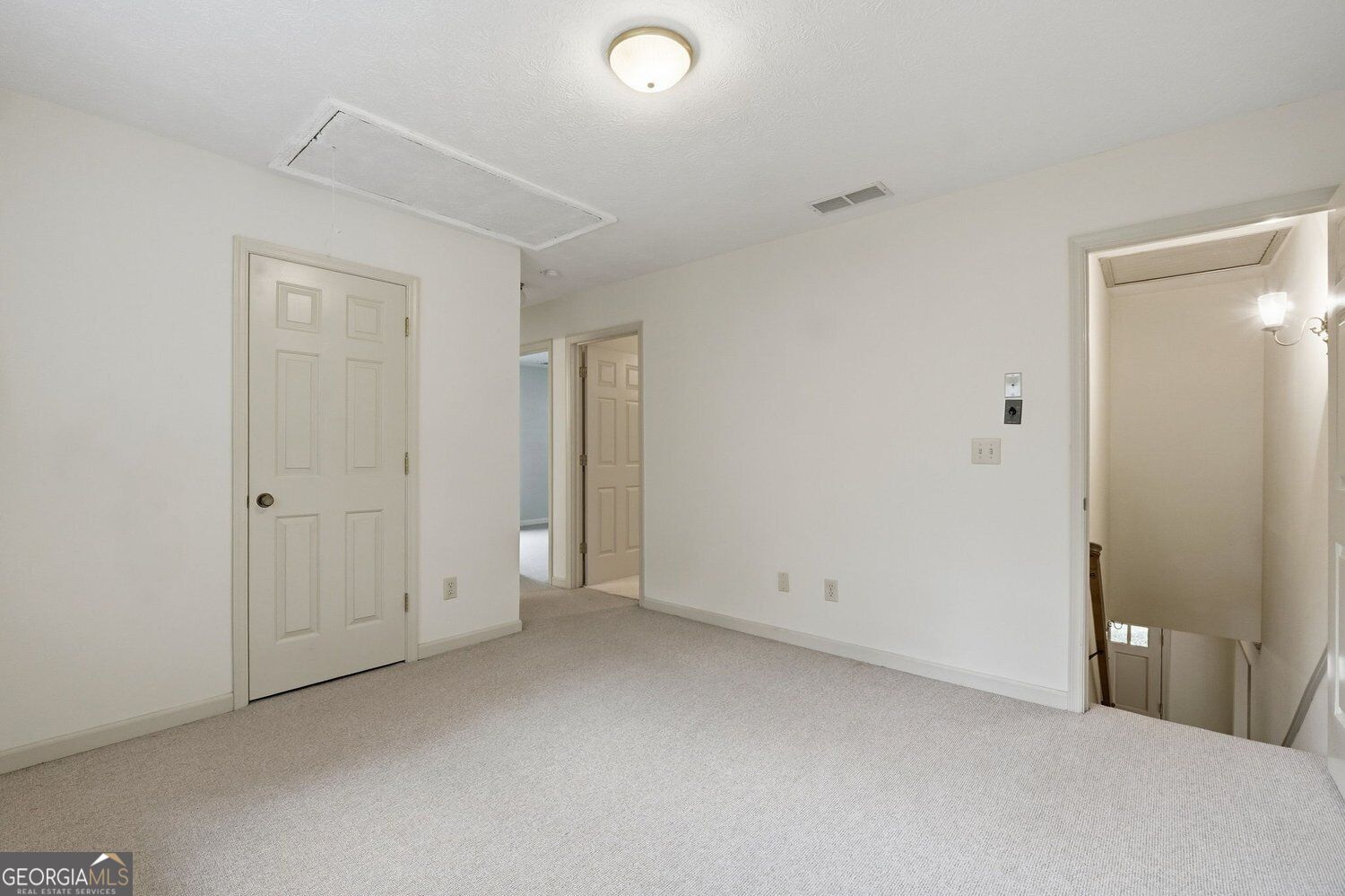 1726 W Point Circle Property Photo 22