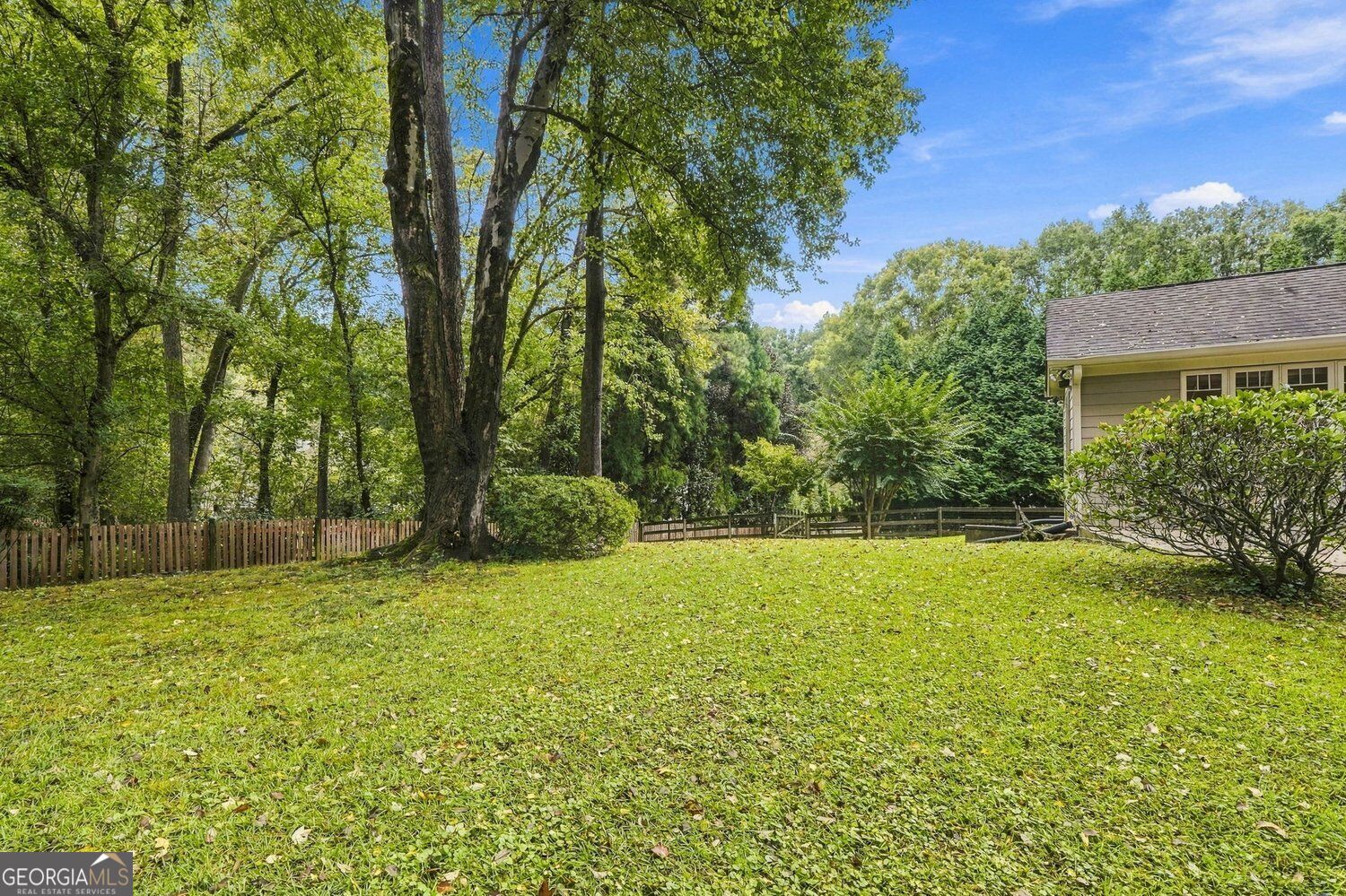 1726 W Point Circle Property Photo 33