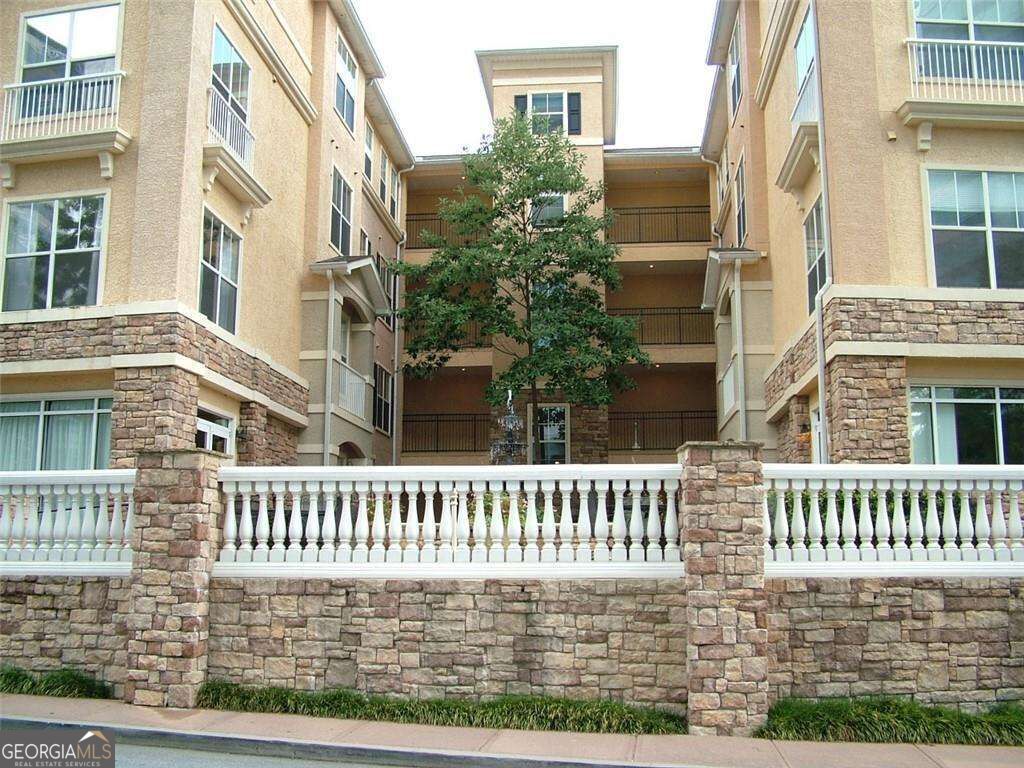10 Perimeter Summit Boulevard Ne # 3403 Property Photo 2