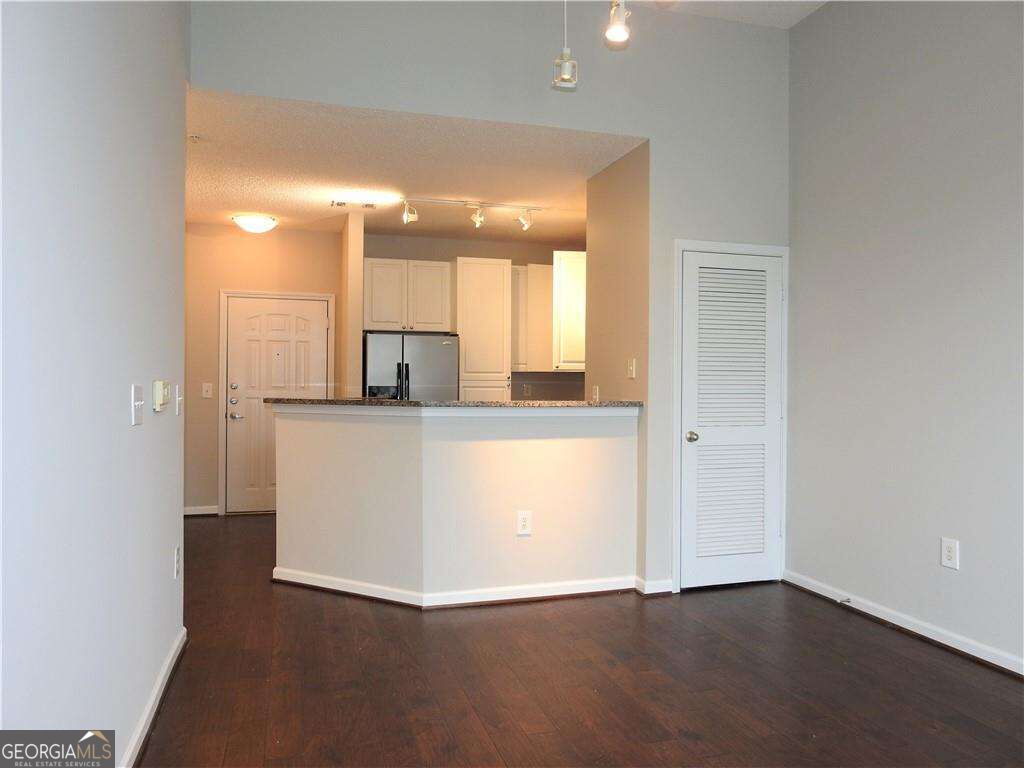10 Perimeter Summit Boulevard Ne # 3403 Property Photo 6