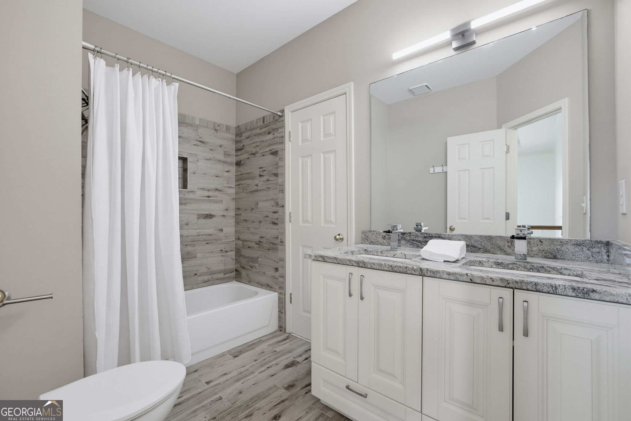 4965 Haydens Walk Drive Property Photo 22