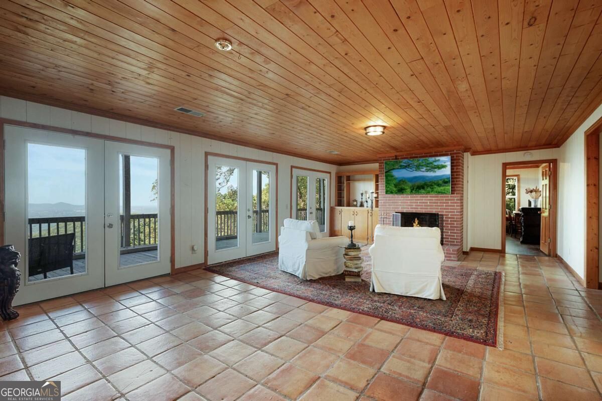 17 Little Hendricks Point Property Photo 44