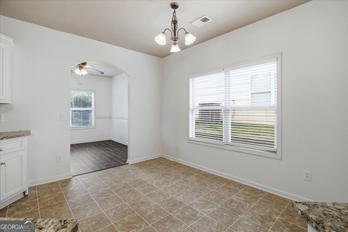 578 Hardy Water Drive Property Photo 8