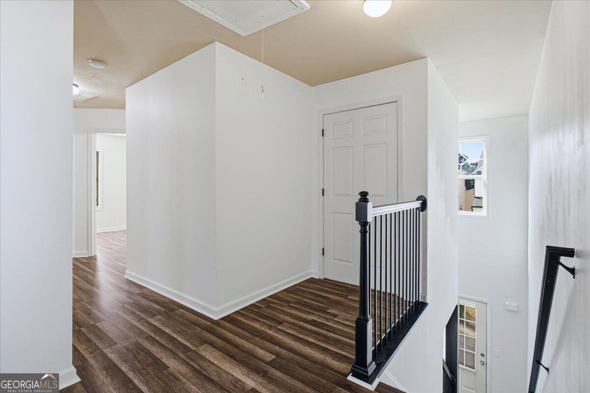 578 Hardy Water Drive Property Photo 15