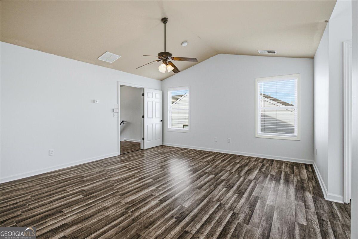 578 Hardy Water Drive Property Photo 17