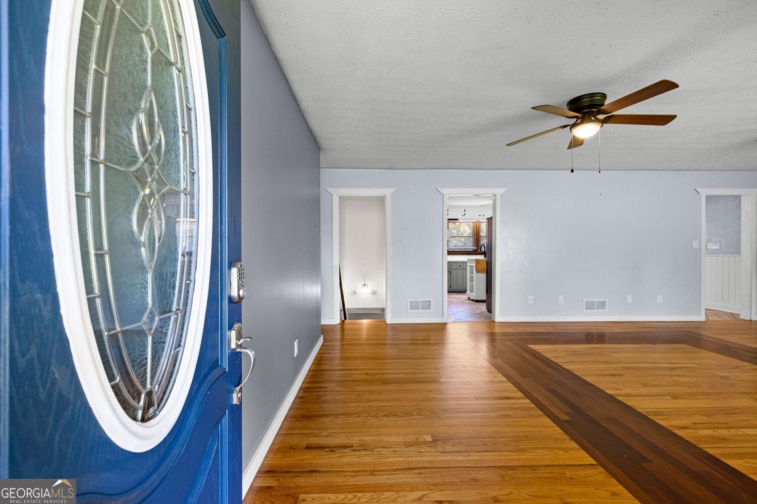 7388 Post Road Property Photo 8