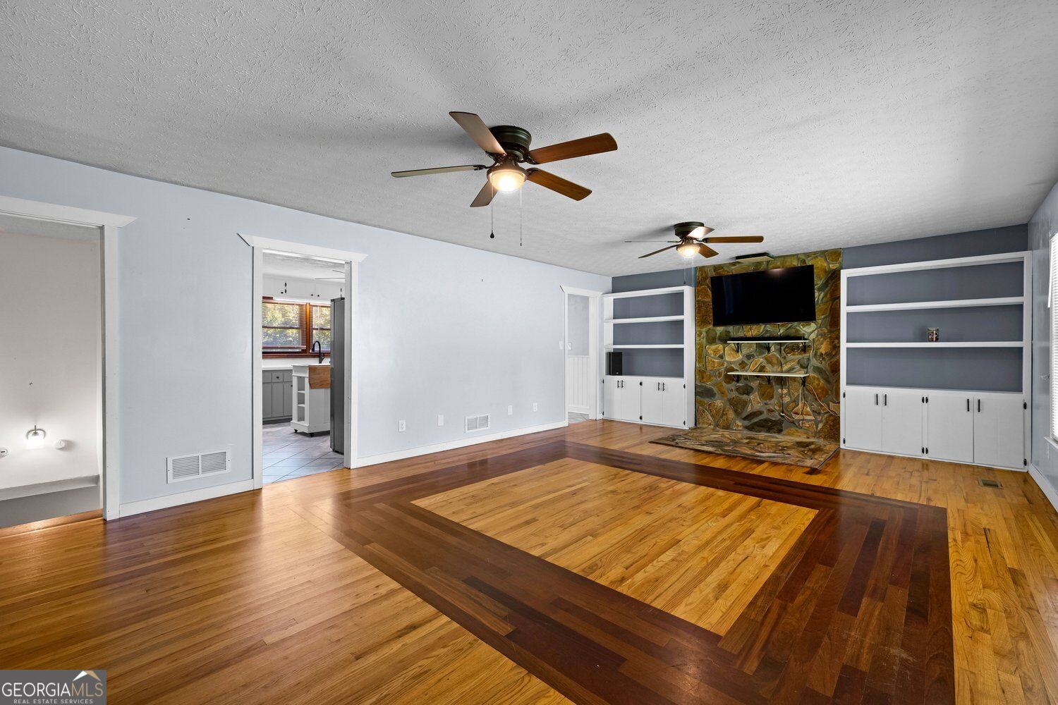7388 Post Road Property Photo 20