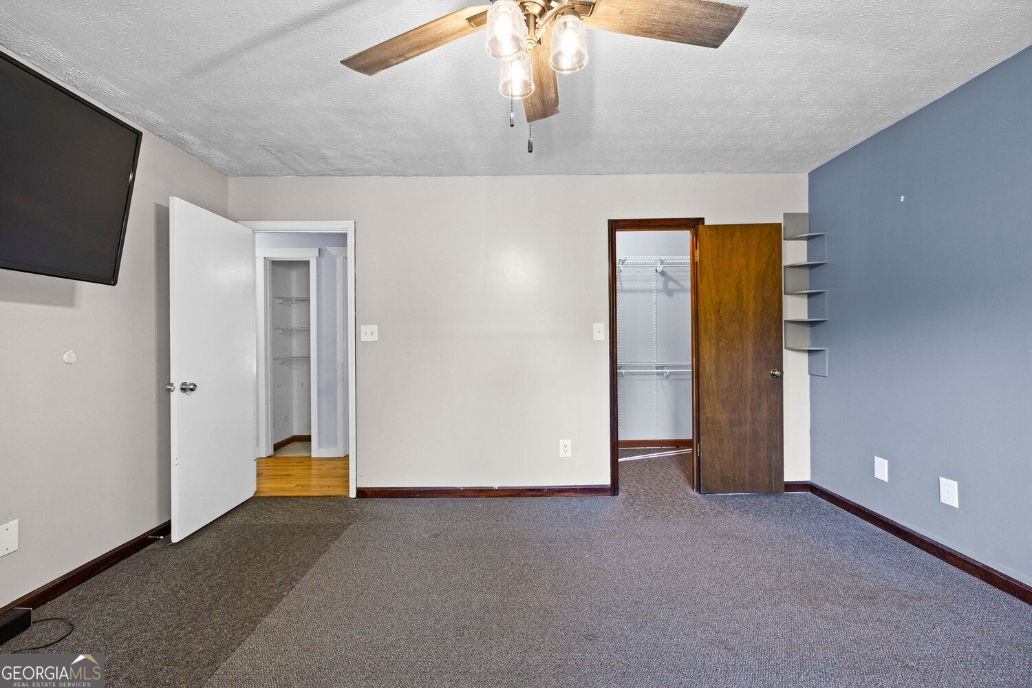 7388 Post Road Property Photo 32