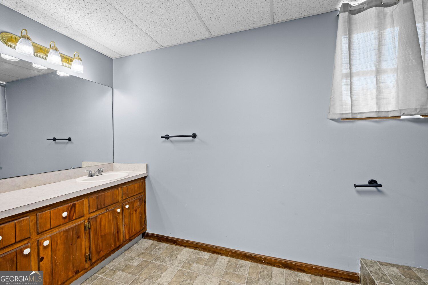 7388 Post Road Property Photo 41