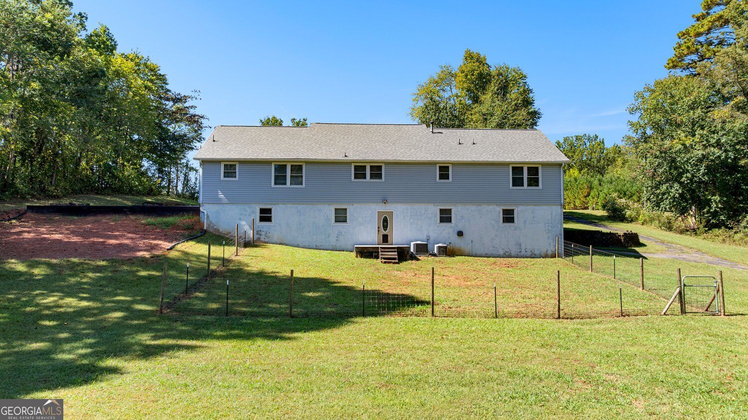 7388 Post Road Property Photo 55