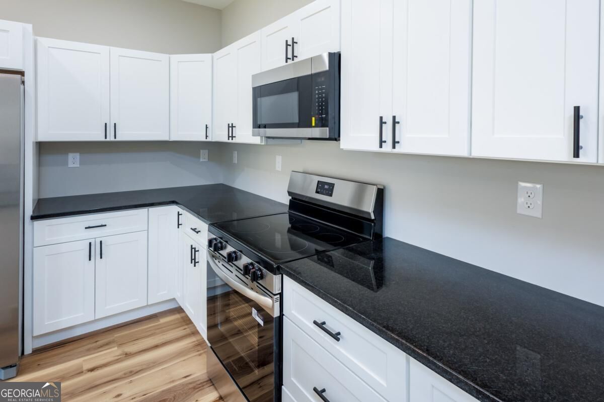 200 Back Pine Way # C Property Photo 9