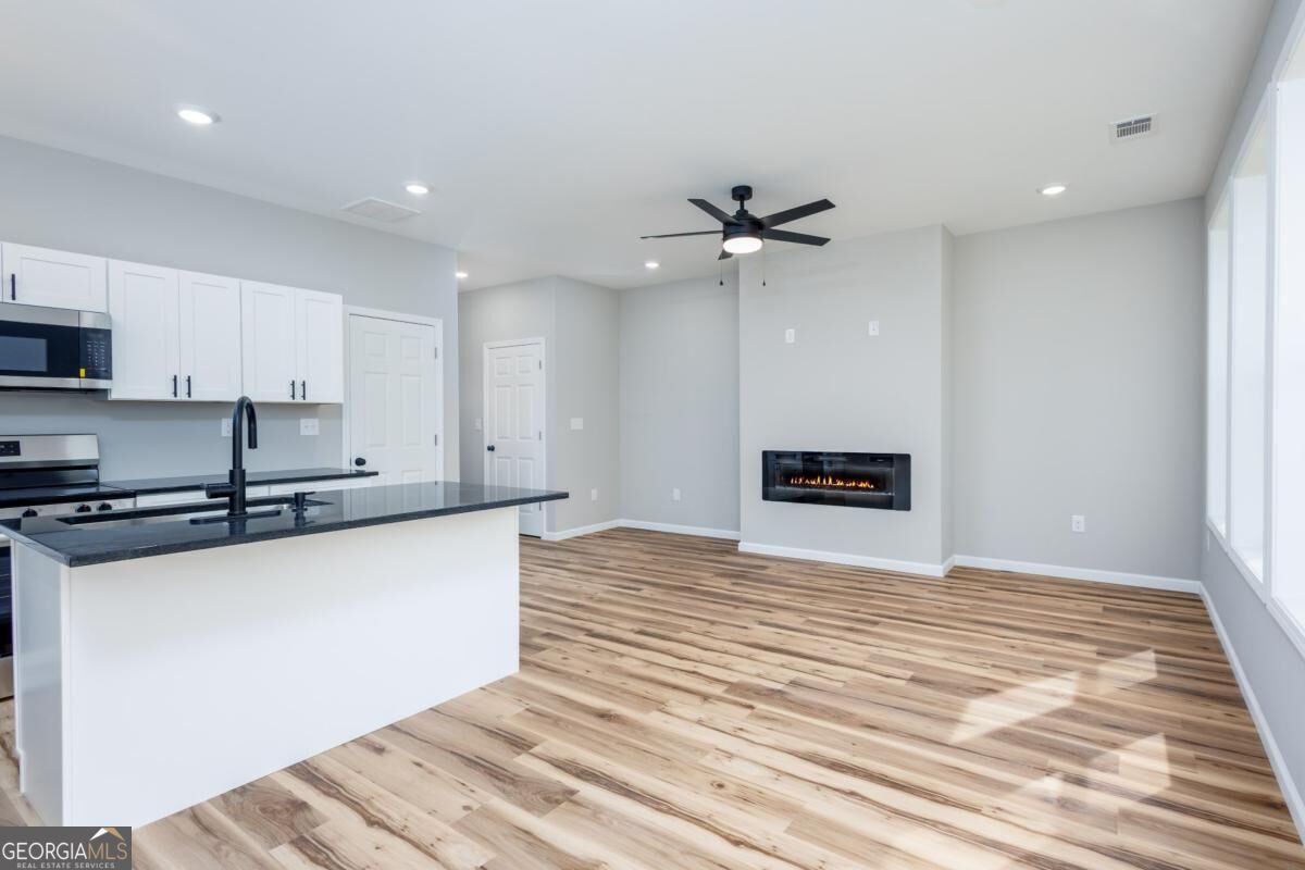 200 Back Pine Way # C Property Photo 13