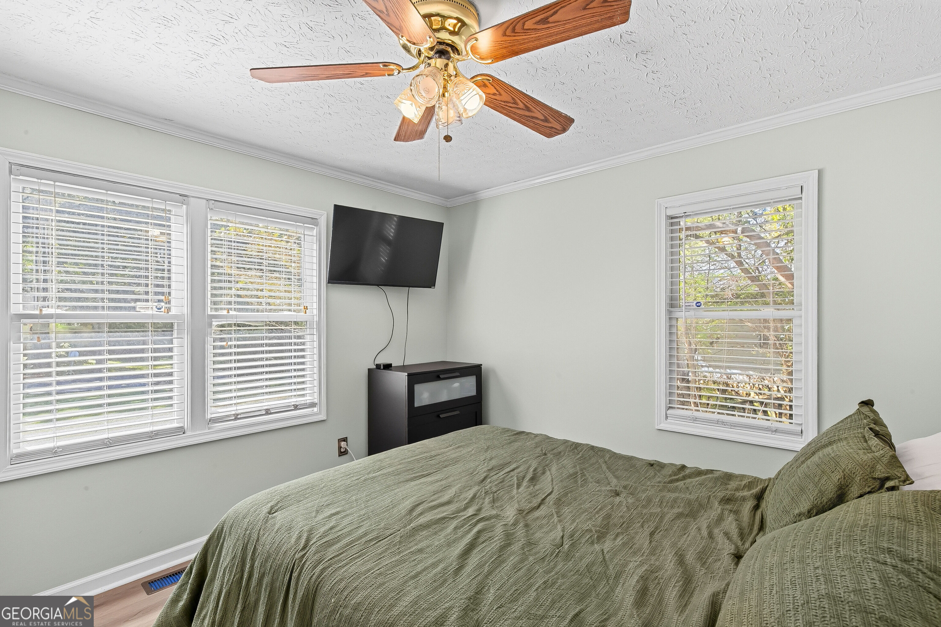 133 Bryan Street W Property Photo 22