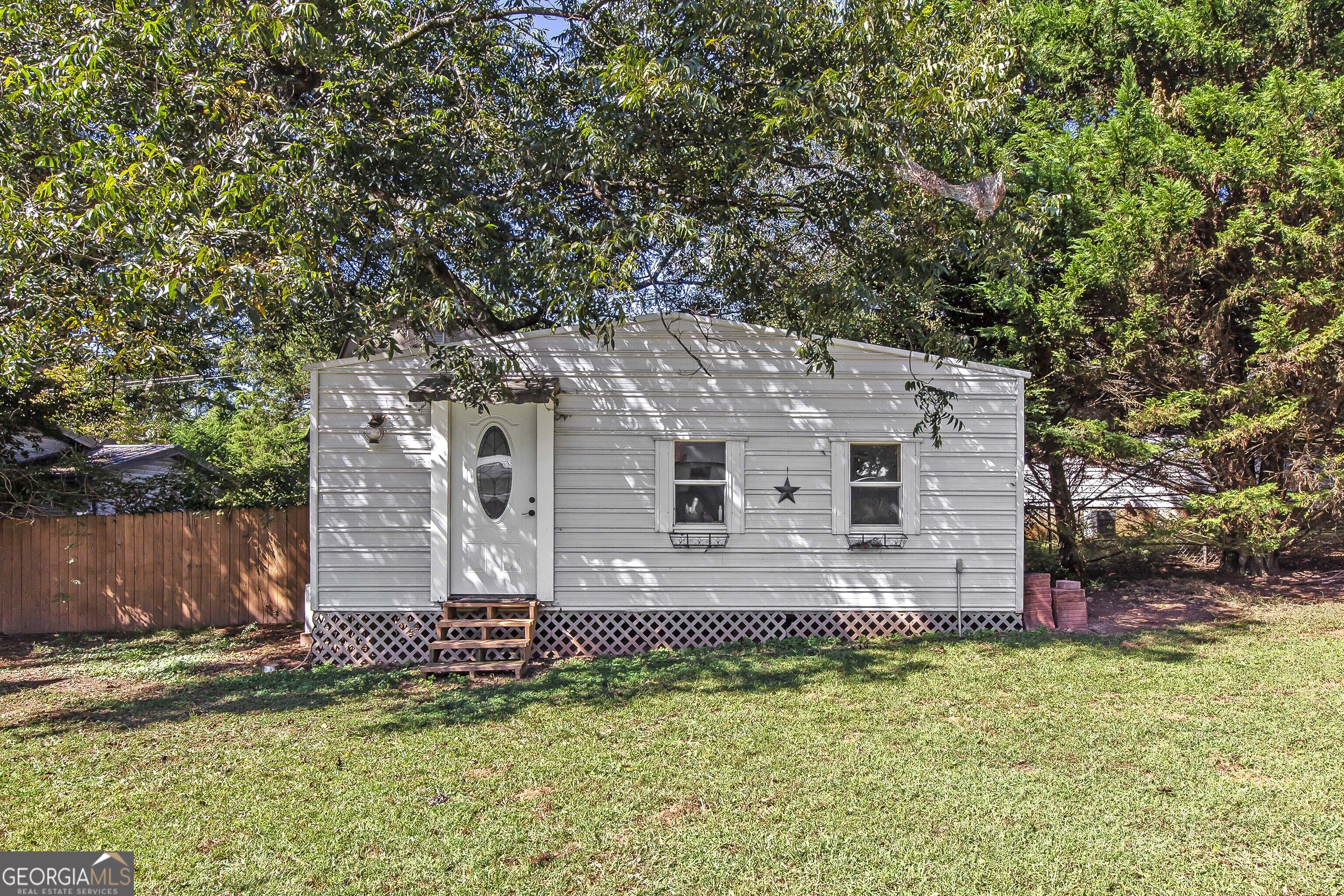 133 Bryan Street W Property Photo 27