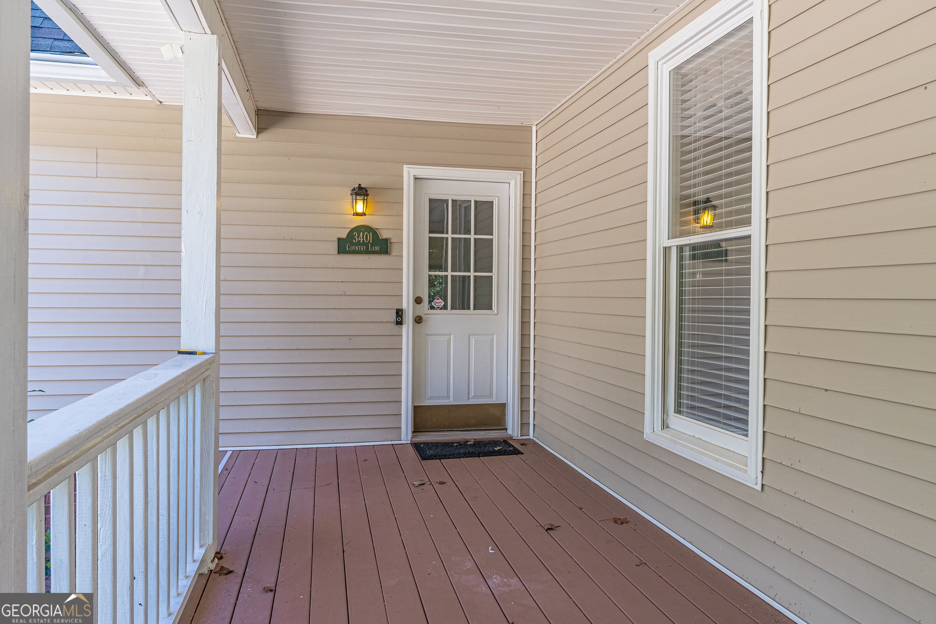 3401 Country Lane Property Photo 6