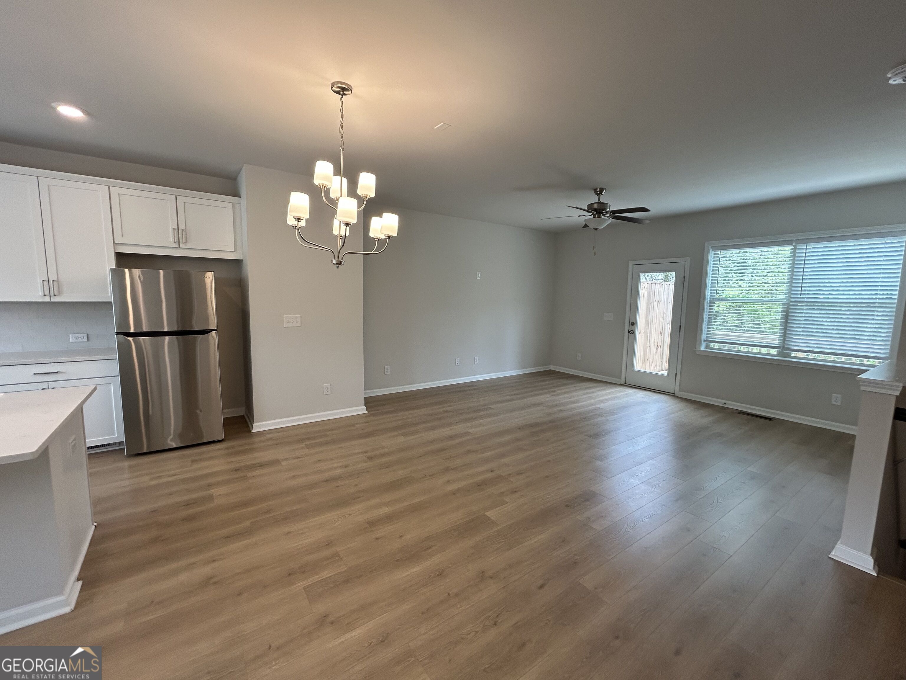 3715 Davis Circle Property Photo 5