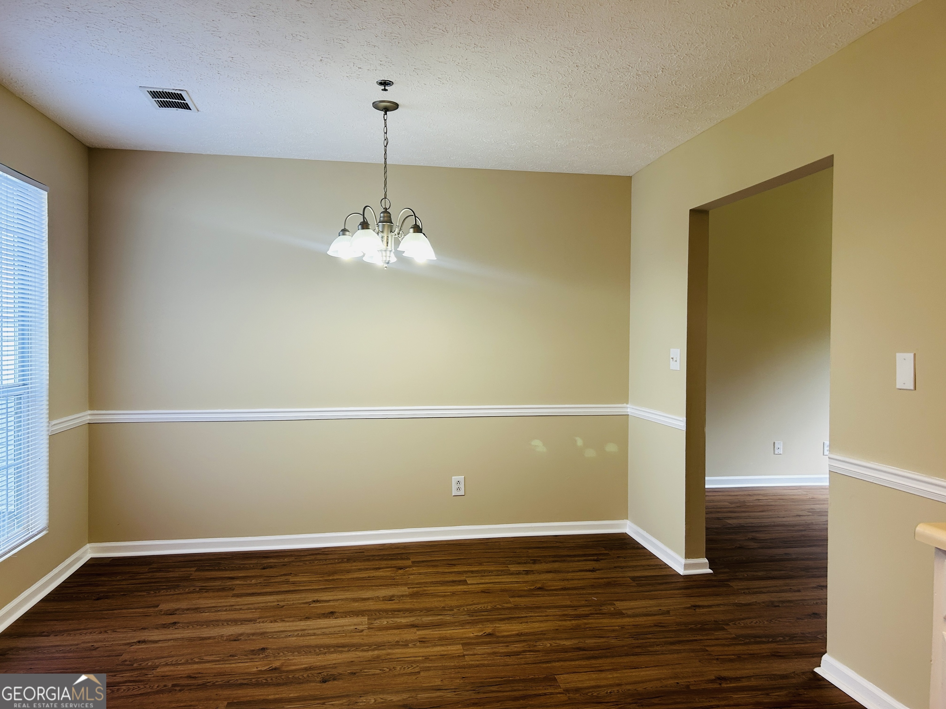 210 Shamrock Way Property Photo 11