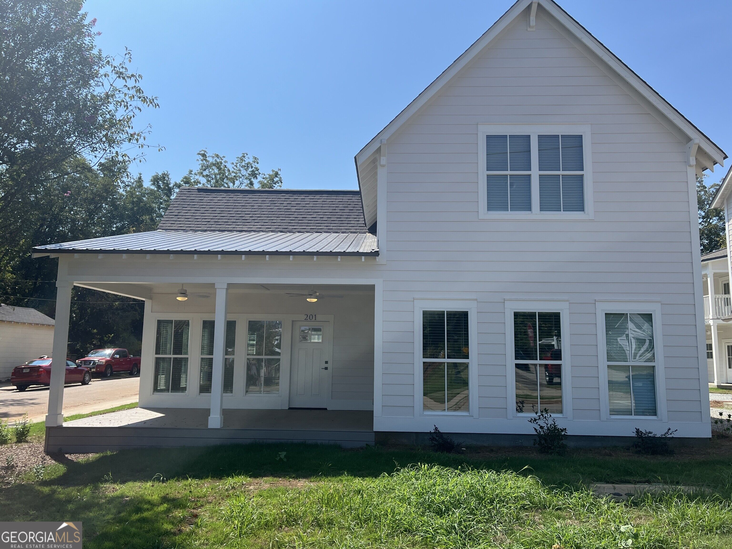 201 Cherry Street Property Photo 1