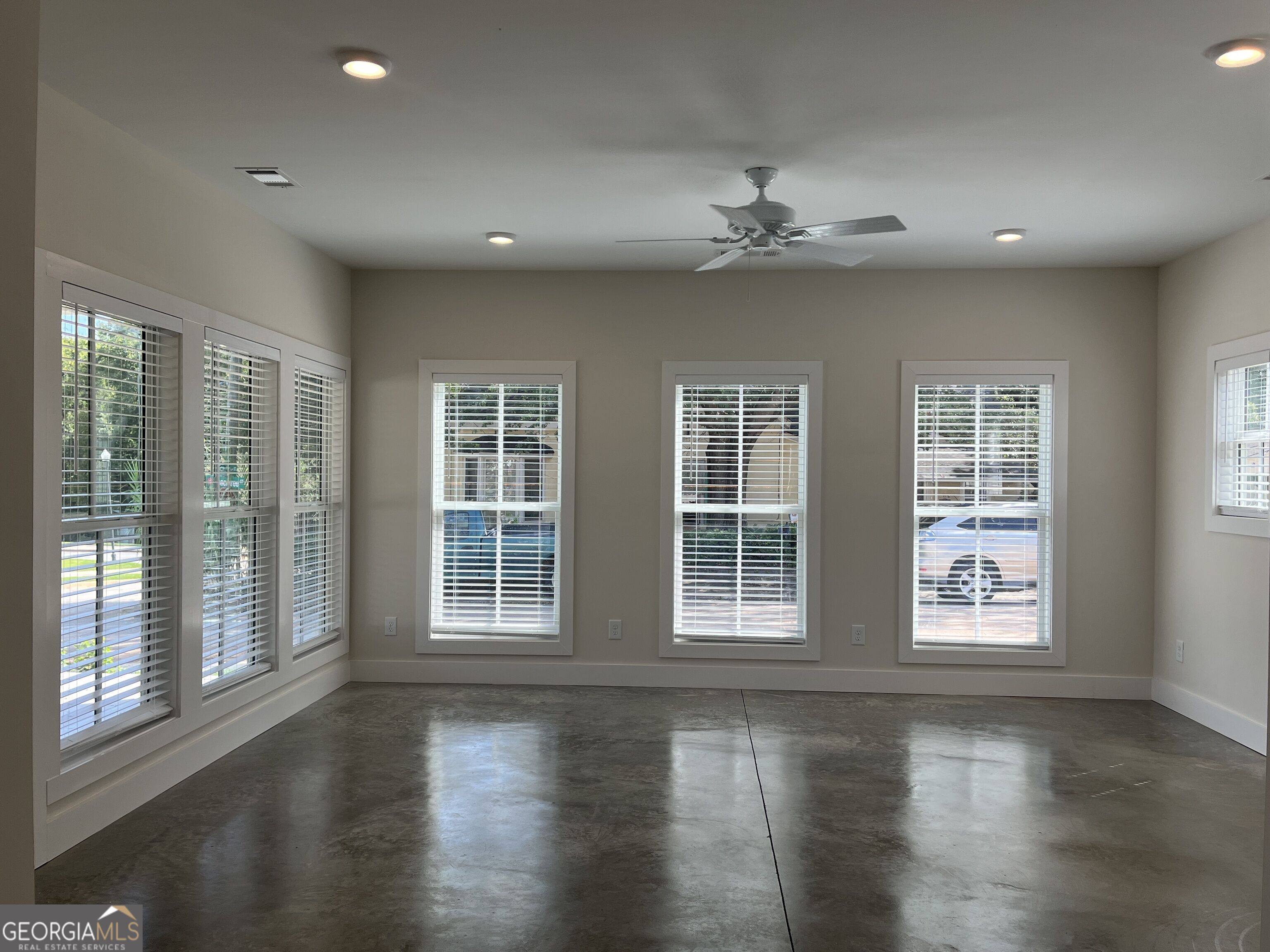 201 Cherry Street Property Photo 6
