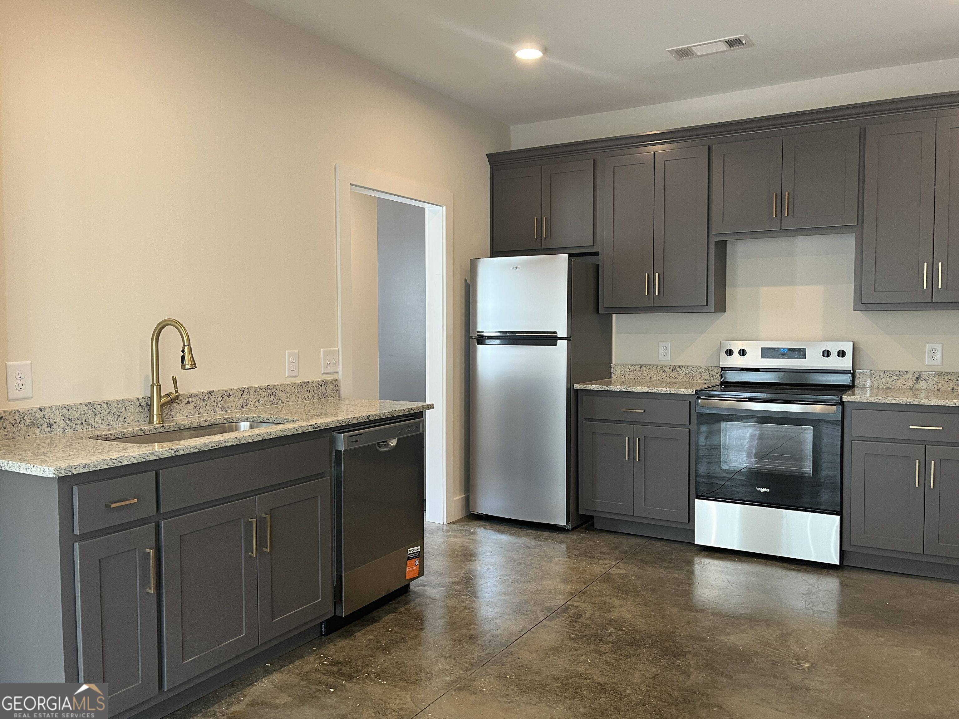 201 Cherry Street Property Photo 9