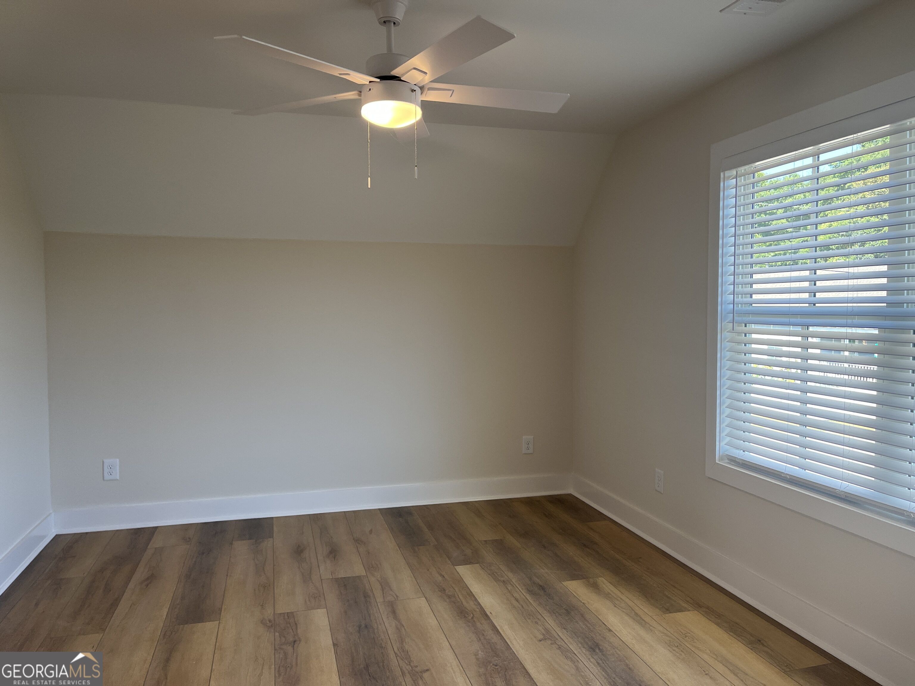 201 Cherry Street Property Photo 25