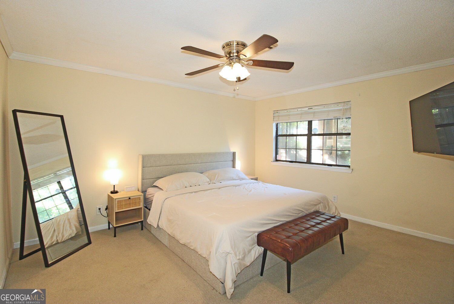 306 Barrington Hills Drive Property Photo 12