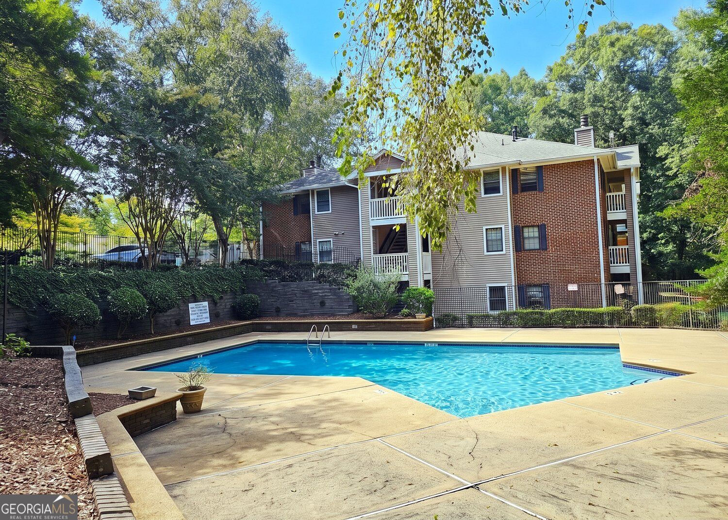 306 Barrington Hills Drive Property Photo 25