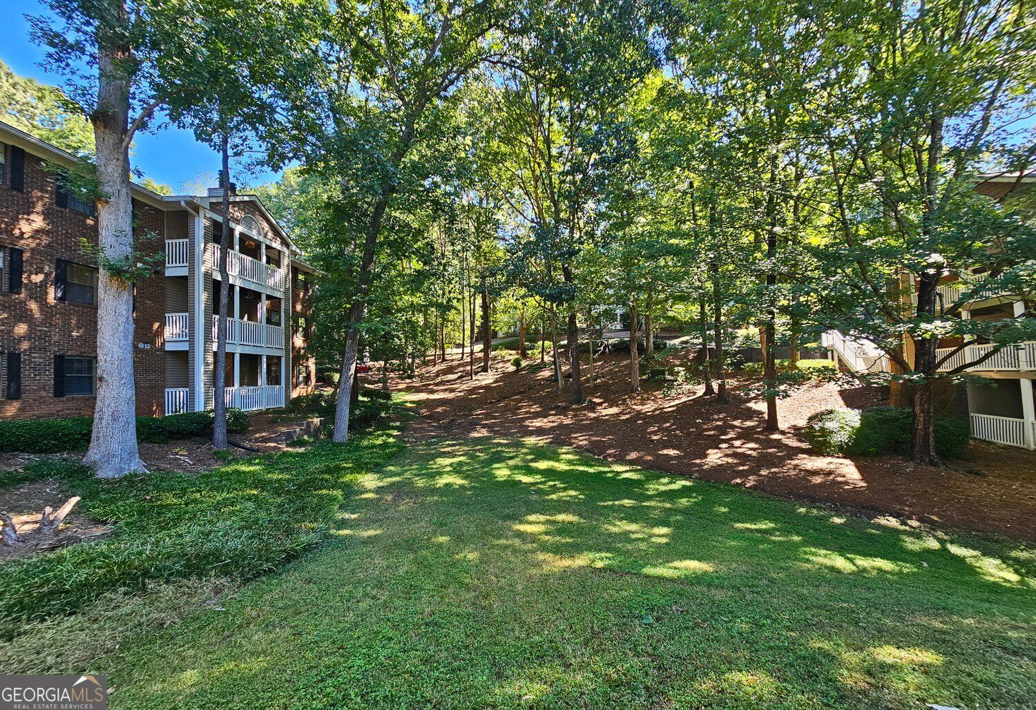 306 Barrington Hills Drive Property Photo 26
